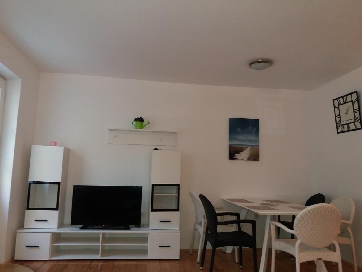 Apartman Marina Krvavica Exterior foto